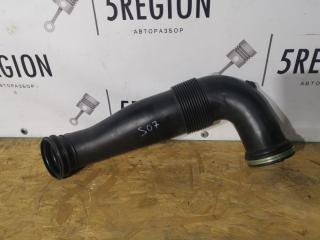 патрубок воздушного фильтра Alfa Romeo Stelvio 1 поколение 949 2019, 2.9 л., бензин, АКПП, rosso competizione, внедорожник 5 дв., полный привод, правый руль, 505475630