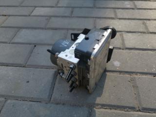 блок ABS Volkswagen Golf R VII рестайлинг (2017-2020) 5G1 2019, 2.0 л., бензин, робот, хетчбэк 5 дв., полный привод, правый руль, 5Q0614517EF