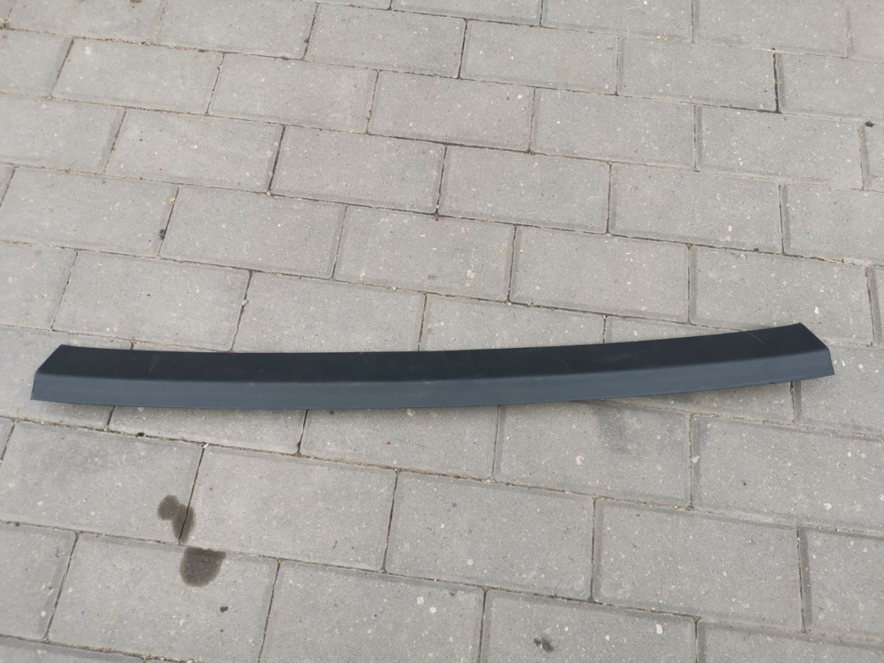 пластик Volkswagen Golf R VII рестайлинг (2017-2020) 5G1 2019, 2.0 л., бензин, робот, хетчбэк 5 дв., полный привод, правый руль, 5G6867617 - фото №1