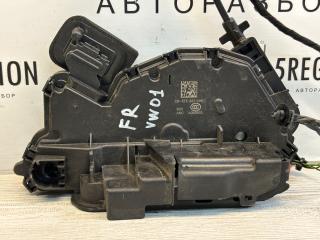 замок двери передней правой Volkswagen Golf R VII рестайлинг (2017-2020) 5G1 2019, 2.0 л., бензин, робот, хетчбэк 5 дв., полный привод, правый руль, 5G4837086A