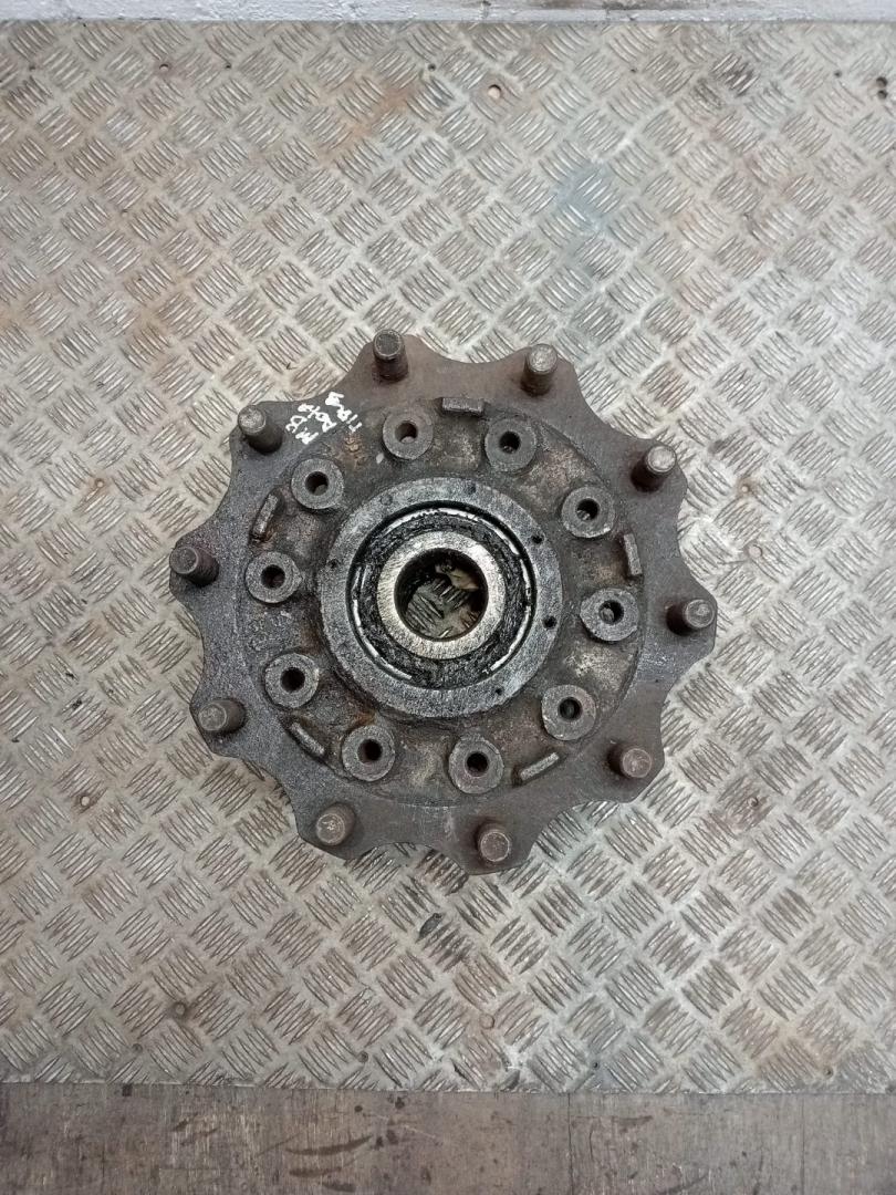 ступица передняя Mercedes-Benz Actros 1 поколение (MP1) (1996 - 2003) - фото №1