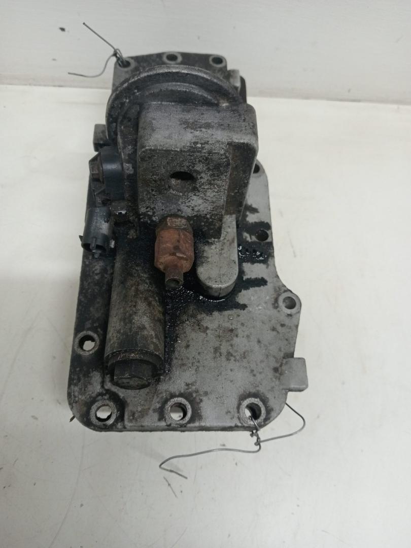 корпус масляного фильтра IVECO EuroCargo 1 поколение (1991 - 2000), 4899566, 4898661 - фото №1