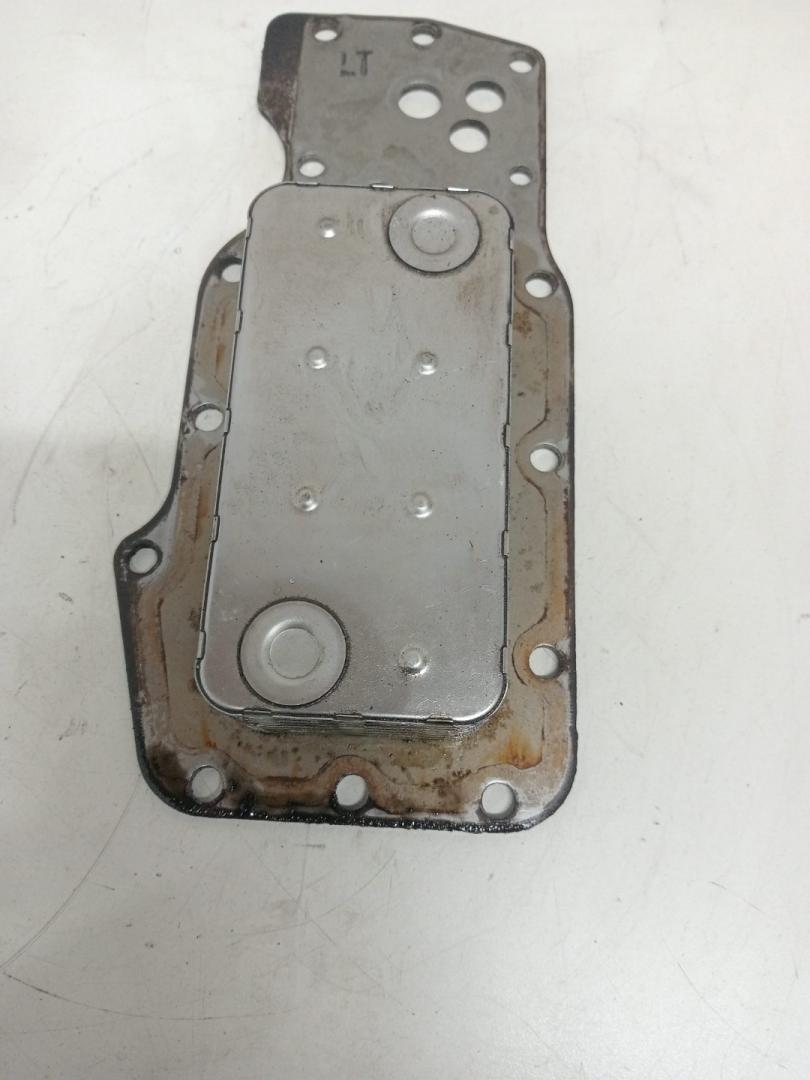 теплообменник масляного фильтра IVECO EuroCargo 1 поколение (1991 - 2000), 4896407, 3959031 - фото №1