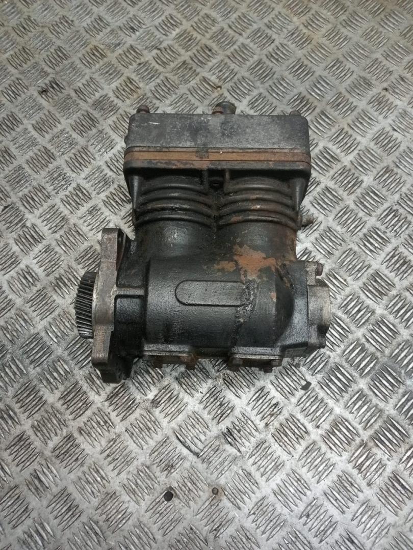 нагнетатель воздуха (компрессор) Scania 4-Series, 85-25345-SX, 10571039, 10571178, 10571198, 10571287, 1380455, 1380457, 1470304, 1512834, 1514063, 1514064, 1541705, 1571039, 1571178, 1571198, 1571228, 1571287, 1728435, 1784109, 1796663, 514064, 541705, 571039, 570967, 571178, 571198, 571228, 571287, 85-25345-SX - фото №1