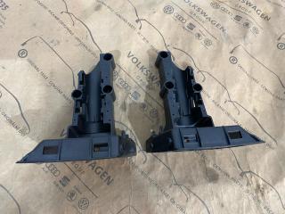 кронштейн форсунки омывателя фары Audi Q8 4M 2023, 4M8955775, 4M8955776