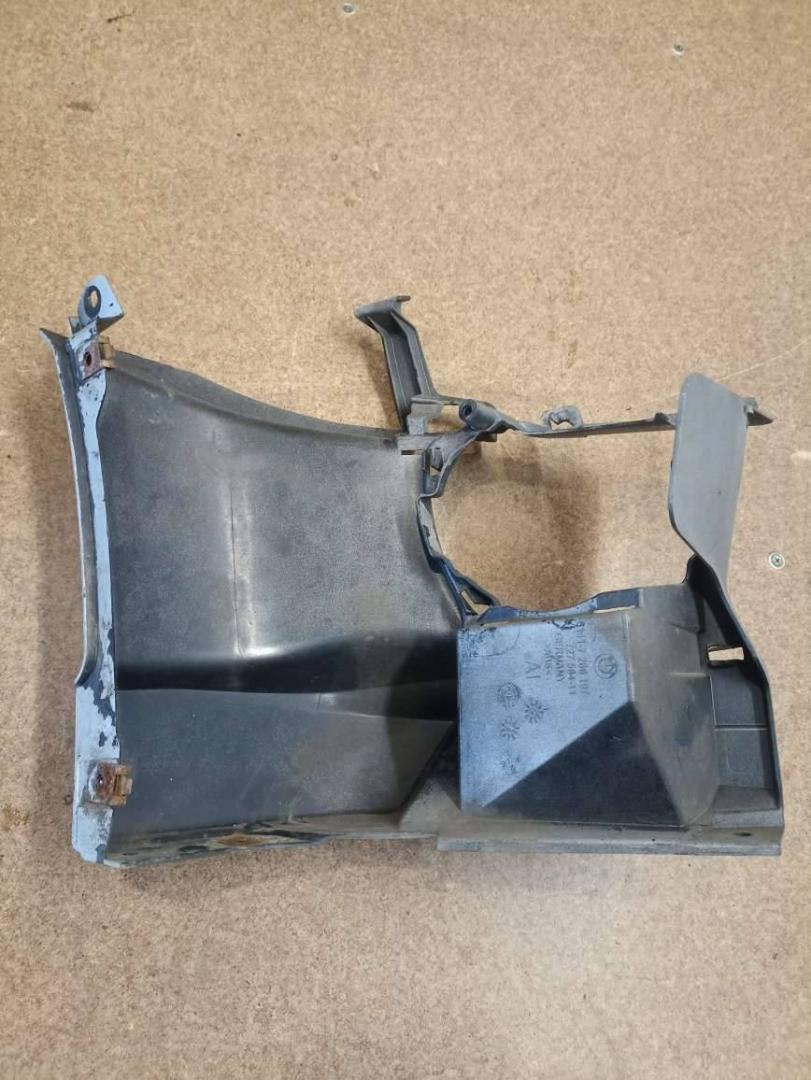 рамка фары противотуманной левой BMW 3 серия F30/F31/F34 F30 2012, 2.0 л., N47 D20 C, дизель, АКПП, седан, задний привод, правый руль, 51117266198 - фото №1