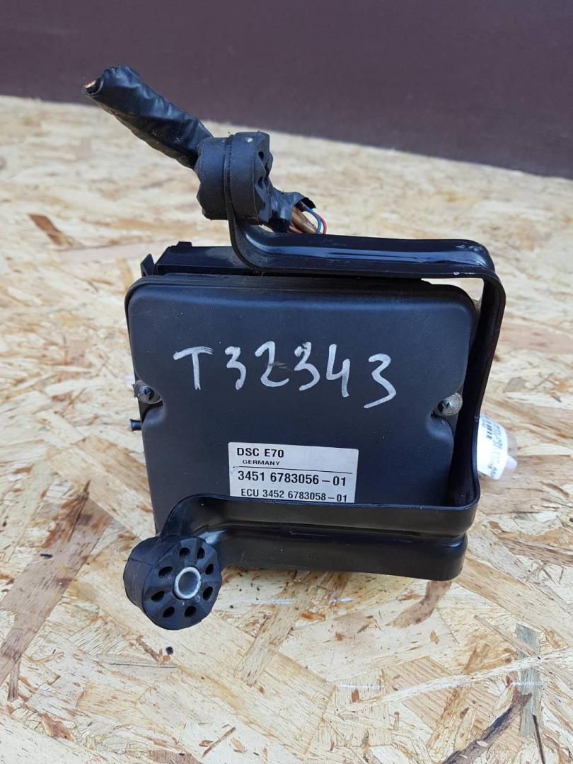 блок ABS BMW X5 E70 2007, 3.0 л., M57 306 D3, дизель, АКПП, внедорожник 5 дв., полный привод, правый руль, 34516865025, 6865025, 34516854703, 6854703, 34516854056, 6854056, 34516798285, 6798285, 34516793489, 6793489, 34516795780, 6795780, 34516783056, 6783056 - фото №1