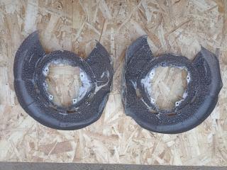 защитный кожух тормозного механизма BMW X5 E70 2007, 3.0 л., M57 306 D3, дизель, АКПП, внедорожник 5 дв., полный привод, правый руль