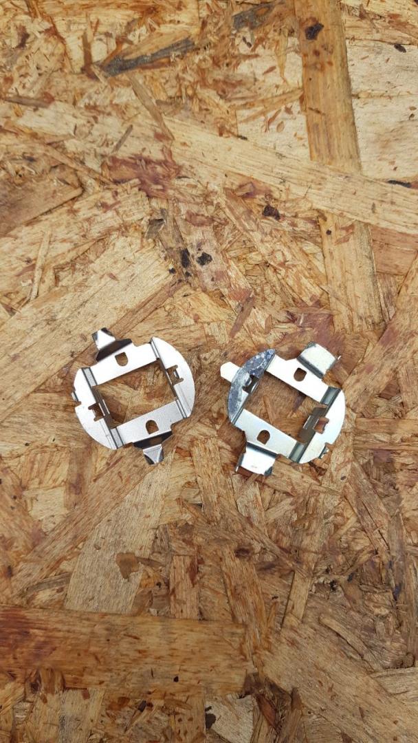 патрон фары BMW 5 серия F07/F10/F11 F10 2012, 2.0 л., N47 D20 C, дизель, АКПП, седан, задний привод, правый руль - фото №1