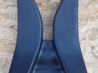 воздуховод ДВС (Вентиляционный канал) BMW 5 серия F07/F10/F11 F10 2012, 2.0 л., N47 D20 C, дизель, АКПП, седан, задний привод, правый руль, 64229113860, 9113860, 64229168935, 9168935