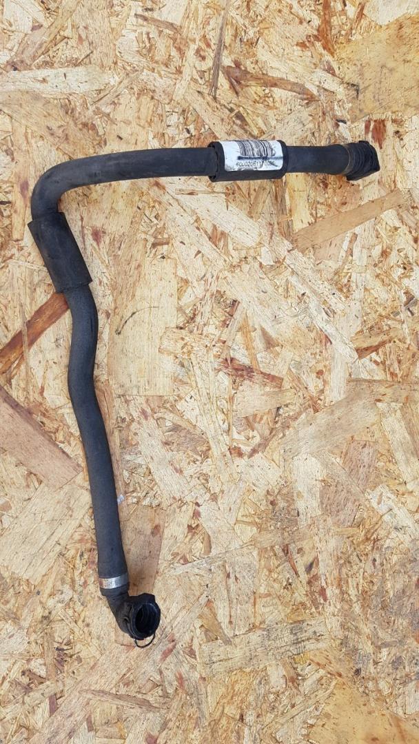 патрубок радиатора BMW 5 серия F07/F10/F11 F10 2012, 2.0 л., N47 D20 C, дизель, АКПП, седан, задний привод, правый руль - фото №1