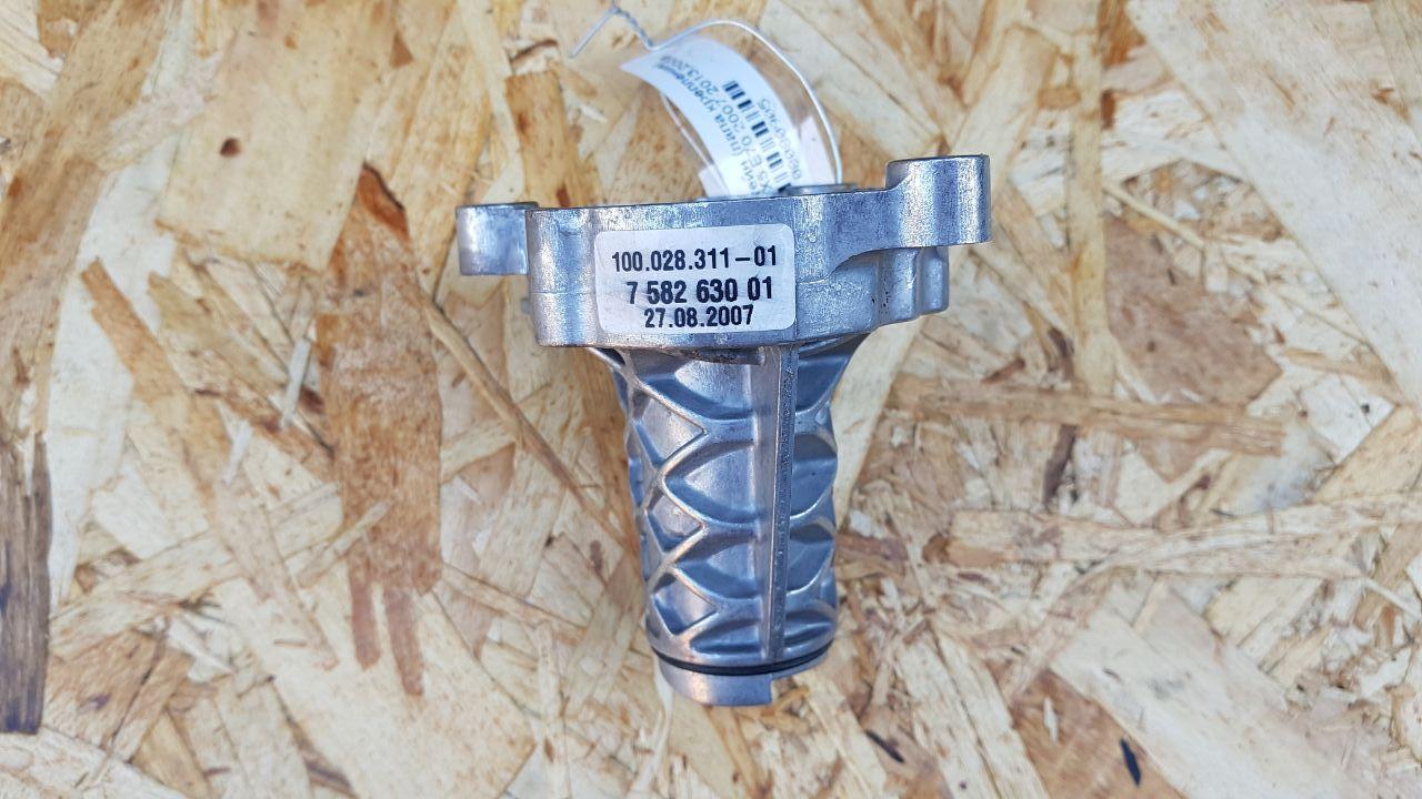 Механизм аварийной разблокировки АКПП BMW X5 E70 2007, 3.0 л., M57 306 D3, дизель, АКПП, внедорожник 5 дв., полный привод, правый руль, 7575418, 24507582630, 7582630, 24507575418 - фото №1