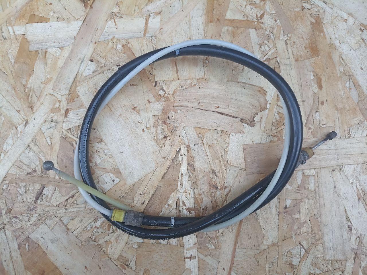 трос ручника BMW 3 серия F30/F31/F34 F30 2012, 2.0 л., N47 D20 C, дизель, АКПП, седан, задний привод, правый руль, 34406792268, 6792268 - фото №1