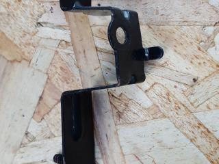 кронштейн (крепление) BMW X5 E70 2007, 3.0 л., M57 306 D3, дизель, АКПП, внедорожник 5 дв., полный привод, правый руль