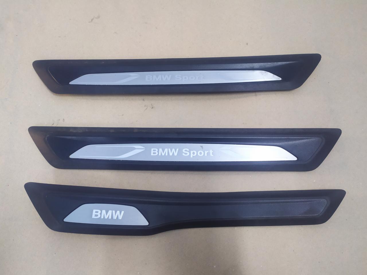 накладка на порог внутренняя BMW 3 серия F30/F31/F34 F30 2012, 2.0 л., N47 D20 C, дизель, МКПП, седан, задний привод, правый руль, 51477289216, 7289216 - фото №1
