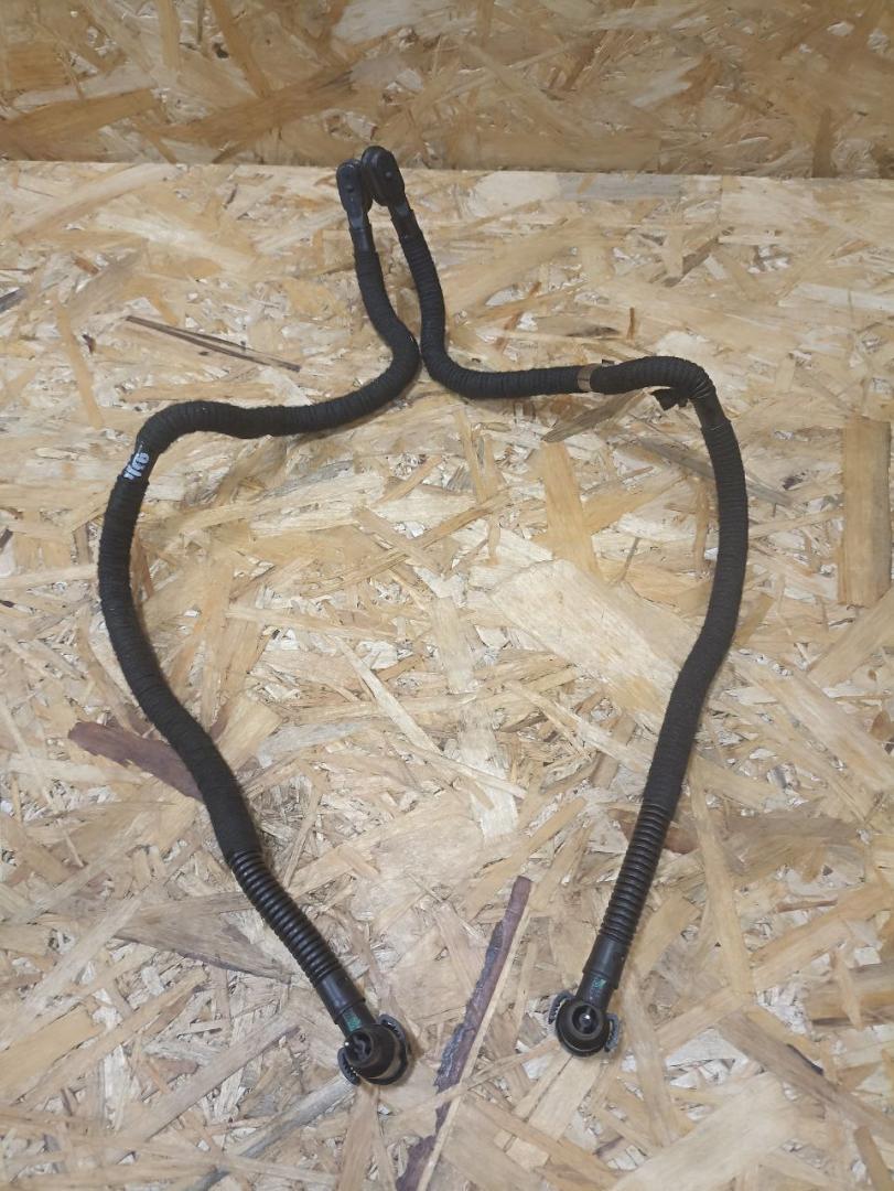 водосток крышки багажника BMW 3 серия E90/E91/E92/E93 E93 2007, 3.0 л., M57 306 D3, дизель, АКПП, кабриолет, задний привод, правый руль, 54377187745, 7187745 - фото №1