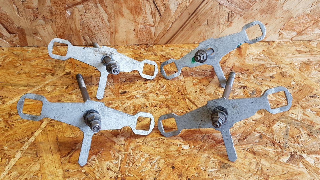 крепление форсунки BMW X5 F15 2016, 4.4 л., N63 B44 B, бензин, АКПП, внедорожник 5 дв., полный привод, 7599878, 13647599878 - фото №1