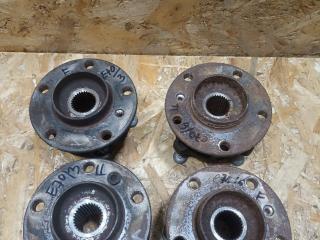 ступица передняя BMW X5 E70 [рестайлинг] E70 2012, 3.0 л., N57 D30 A, дизель, АКПП, внедорожник 5 дв., полный привод, правый руль, 31226882263, 6882263, 31226867808, 6867808, 31206795959, 6795959, 31206779735, 6779735, 31206773207, 6773207