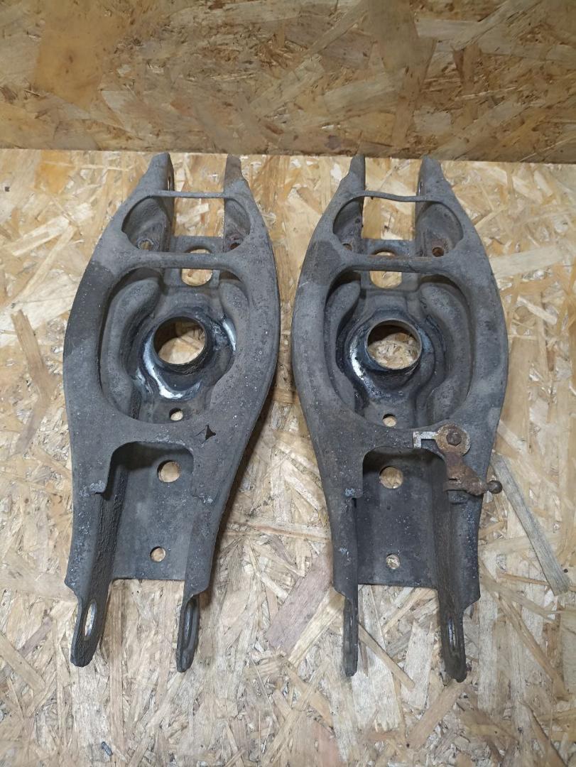 рычаг задний BMW 3 серия E90/E91/E92/E93 E93 2007, 3.0 л., M57 306 D3, дизель, АКПП, кабриолет, задний привод, правый руль, 33326772899, 6772899, 33326765480, 6765480, 33324031876, 4031876 - фото №1