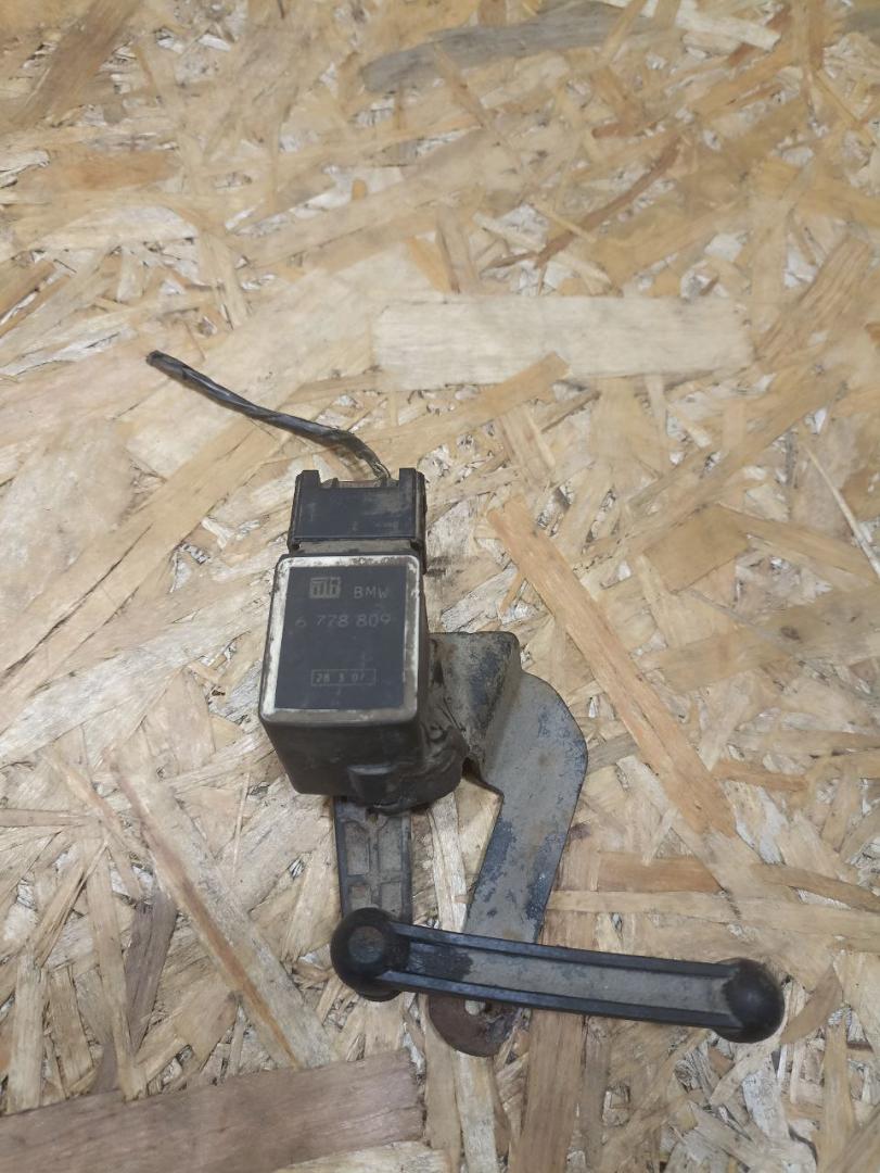 датчик дорожного просвета BMW 3 серия E90/E91/E92/E93 E93 2007, 3.0 л., M57 306 D3, дизель, АКПП, кабриолет, задний привод, правый руль, 6778809 - фото №1