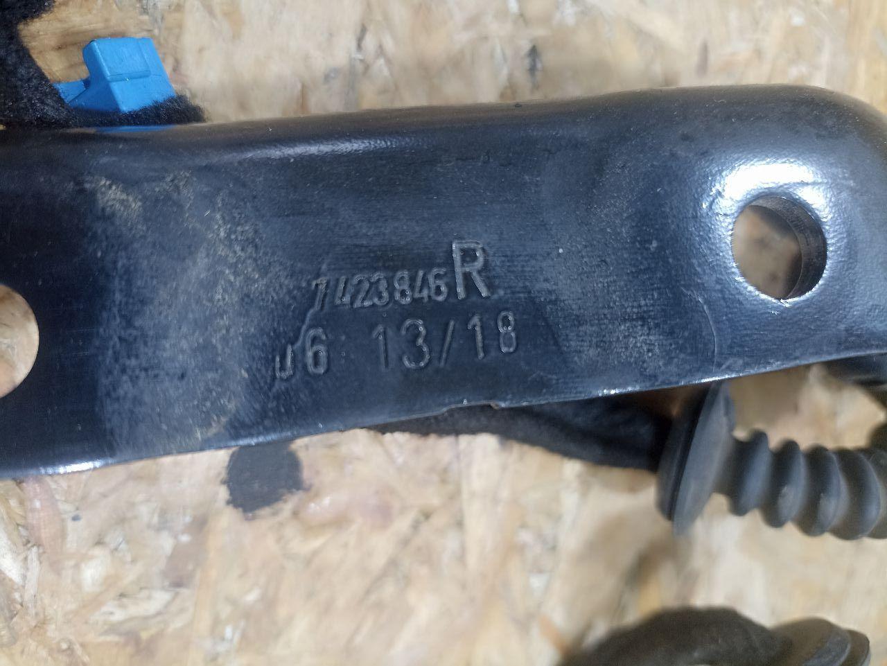 петля крышки багажника BMW X2 F39 2018, 2.0 л., дизель, АКПП, misano-blau metallic, внедорожник 5 дв., полный привод, правый руль, 7423846, 51247423846 - фото №1