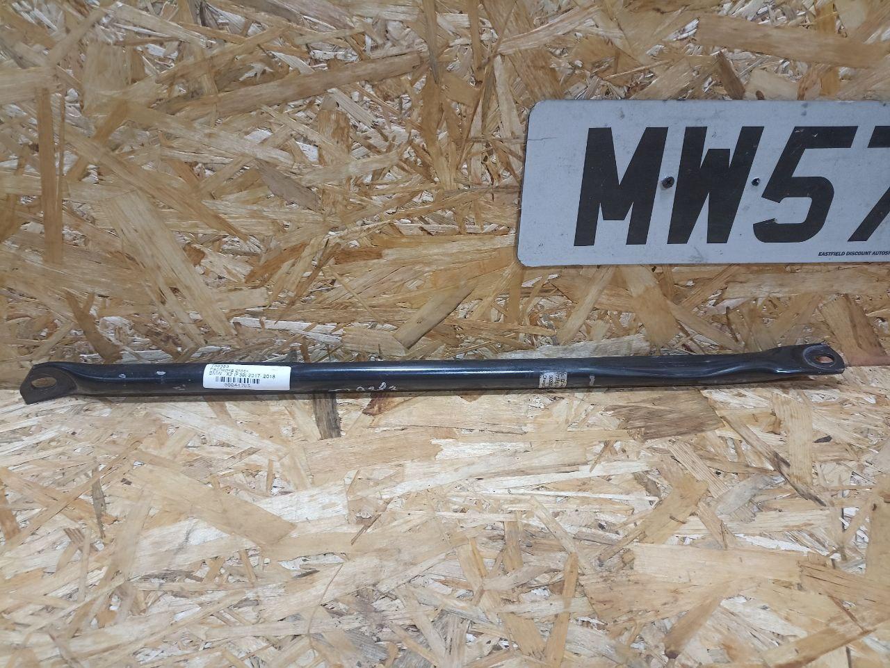 распорка стоек BMW X2 F39 2018, 2.0 л., дизель, АКПП, misano-blau metallic, внедорожник 5 дв., полный привод, правый руль, 7286759, 51617286759 - фото №1