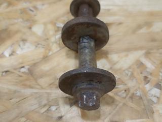 болт развальный BMW X2 F39 2018, 2.0 л., дизель, АКПП, misano-blau metallic, внедорожник 5 дв., полный привод, правый руль, 33326858054, 6858054