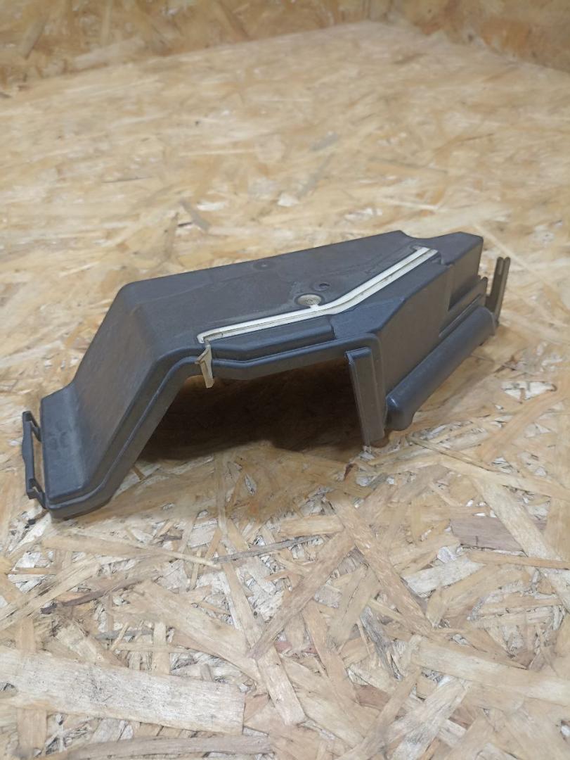 планка под капот BMW X2 F39 2018, 2.0 л., дизель, АКПП, misano-blau metallic, внедорожник 5 дв., полный привод, правый руль, 12908581751, 8581751 - фото №1