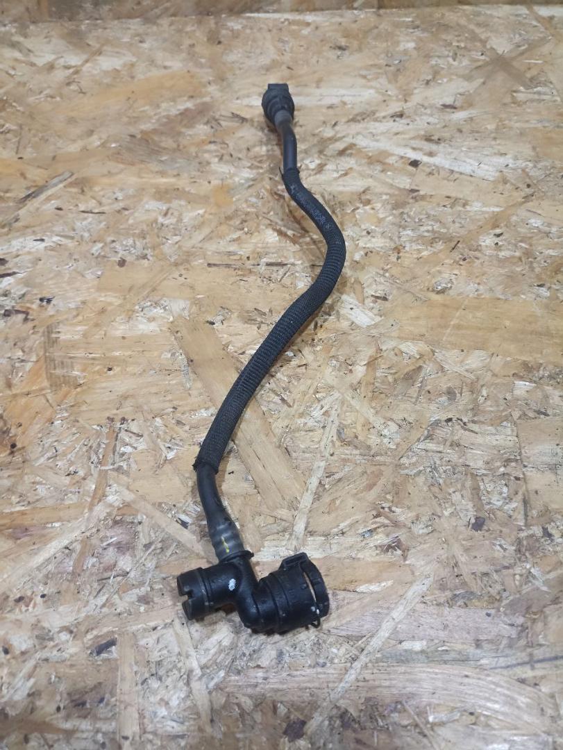 патрубок расширительного бачка BMW X2 F39 2018, 2.0 л., дизель, АКПП, misano-blau metallic, внедорожник 5 дв., полный привод, правый руль, 8580480, 17128580480 - фото №1