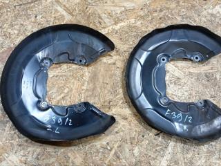 защитный кожух тормозного механизма BMW X2 F39 2018, 2.0 л., дизель, МКПП, внедорожник 5 дв., полный привод, правый руль, 34206799739, 67999739