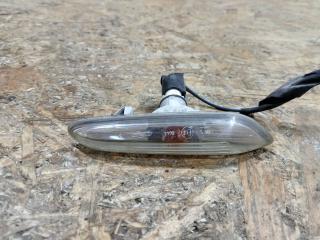 повторитель поворота на крыле BMW 5 серия E60/E61 [рестайлинг] E60 2010, 2.0 л., N47 D20 A, дизель, АКПП, седан, задний привод, правый руль