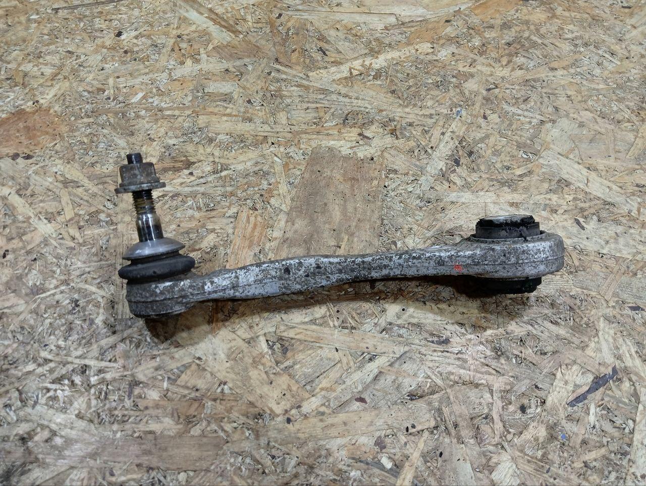 рычаг задний правый BMW X5 E70 2008, 3.0 л., дизель, АКПП, серый, внедорожник 5 дв., полный привод, правый руль, 33326795048, 6795048, 33326779388, 6779388, 33324046918, 4046918, 33326770964, 6770964 - фото №1