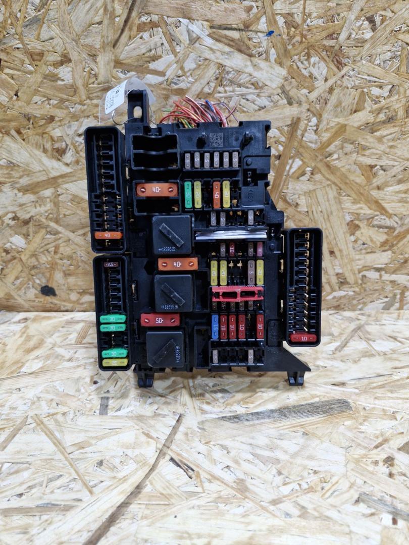 блок предохранителей BMW X2 F39 2018, 2.0 л., дизель, МКПП, внедорожник 5 дв., полный привод, правый руль, 9360501, 61149270355, 9270355 - фото №1