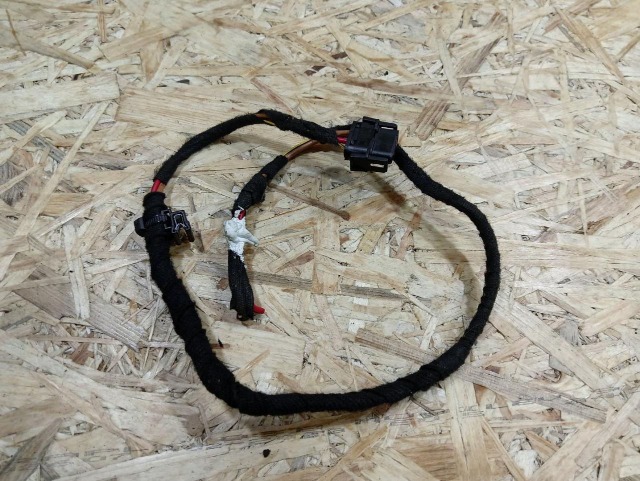 разъем (фишка) проводки BMW X5 E70 2008, 3.0 л., дизель, АКПП, серый, внедорожник 5 дв., полный привод, правый руль, 1378114, 61131378114, 61138352304, 8352304 - фото №1