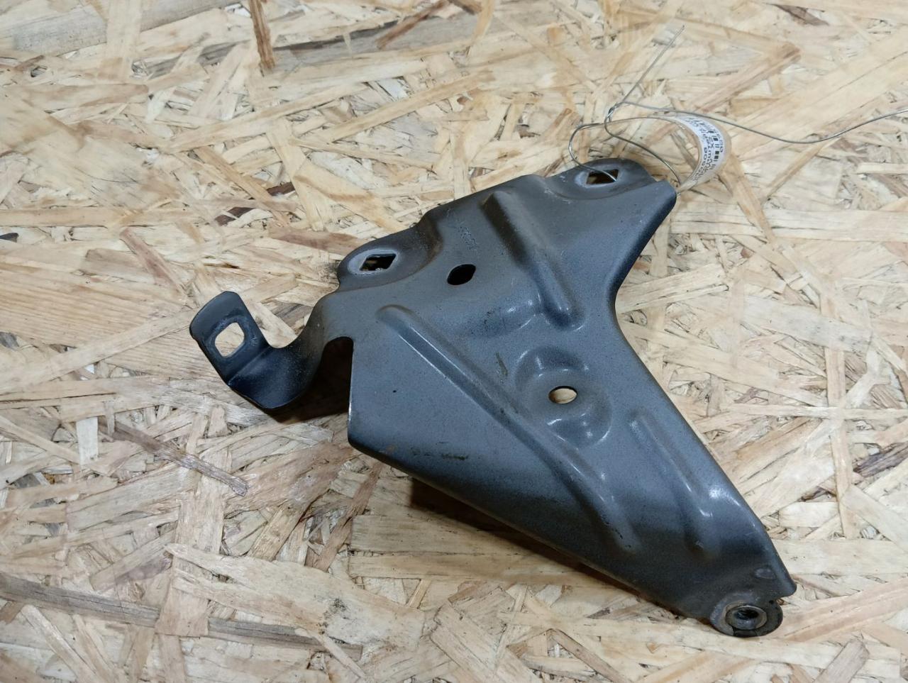 крепление ( кронштейн ) крыла BMW X2 F39 2018, 2.0 л., дизель, МКПП, внедорожник 5 дв., полный привод, правый руль, 7431005, 41007956473, 7956473 - фото №1