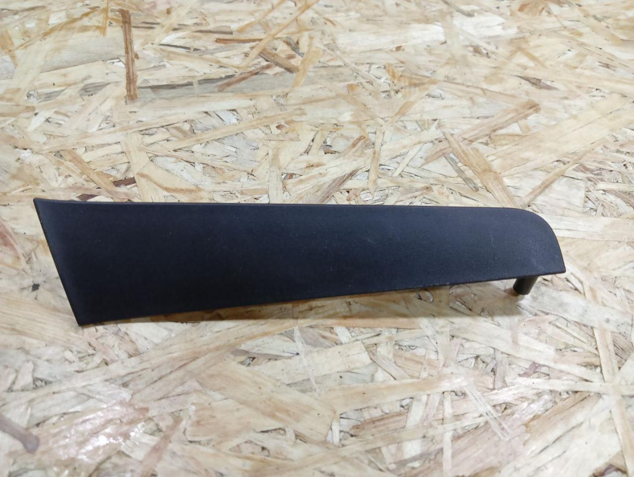 пластик BMW X2 F39 2018, 2.0 л., дизель, МКПП, внедорожник 5 дв., полный привод, правый руль, 9335225, 51169335225 - фото №1