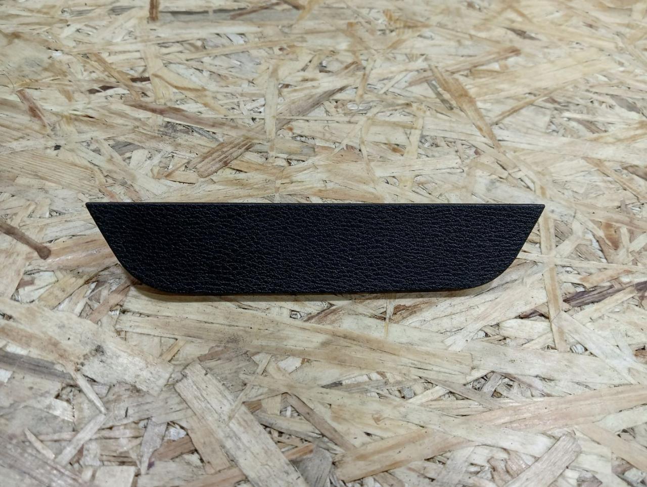 пластик BMW X2 F39 2018, 2.0 л., дизель, МКПП, внедорожник 5 дв., полный привод, правый руль, 9335227, 51169335227 - фото №1