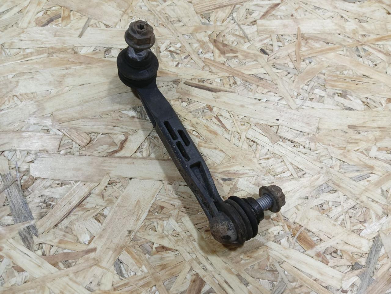 стойка стабилизатора BMW X1 E84 2011, 2.0 л., N47 D20 C, дизель, АКПП, внедорожник 5 дв., полный привод, правый руль, 33506785607, 6785607 - фото №1