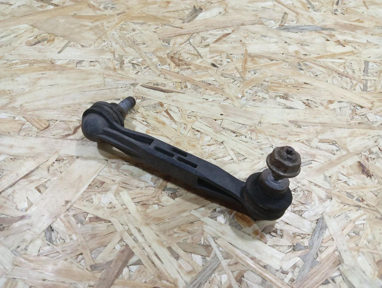 стойка стабилизатора BMW X1 E84 2011, 2.0 л., N47 D20 C, дизель, АКПП, внедорожник 5 дв., полный привод, правый руль, 33506785608, 6785608 - фото №1