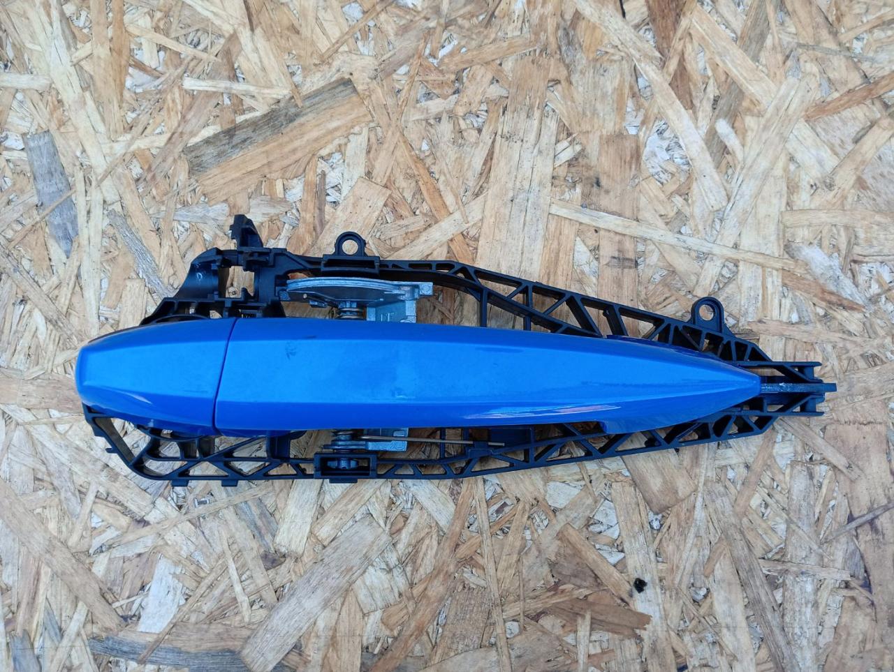 ручка наружная задняя левая BMW X2 F39 2018, 2.0 л., дизель, АКПП, misano-blau metallic, внедорожник 5 дв., полный привод, правый руль, 7401209, 51217401209, 51217293185, 7293185 - фото №1