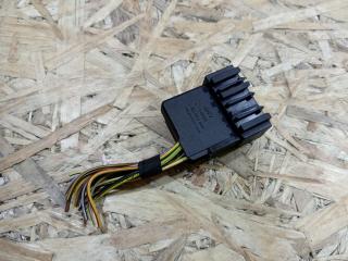 разъем (фишка) проводки BMW 6 серия E63/E64 [рестайлинг] E63 2007, 3.0 л., M57 D30 (306D5), дизель, АКПП, купе, задний привод, правый руль, 8352530