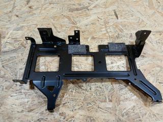 кронштейн (крепление) BMW 3 серия E90/E91/E92/E93 [рестайлинг] E90 2008, 3.0 л., N53 B30, бензин, МКПП, серый, седан, задний привод, правый руль, 6945057, 65156945074, 6945074