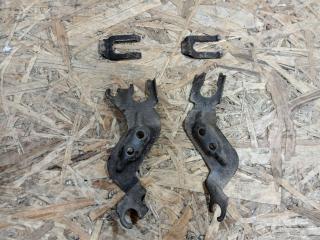 держатель тормозного шланга BMW X6 E71 [рестайлинг] 2012, 3.0 л., дизель, АКПП, белый, внедорожник 5 дв., полный привод, правый руль, 6859533, 6859534, 34526859533, 34526771767, 6771767, 34526859534, 34526771768, 6771768