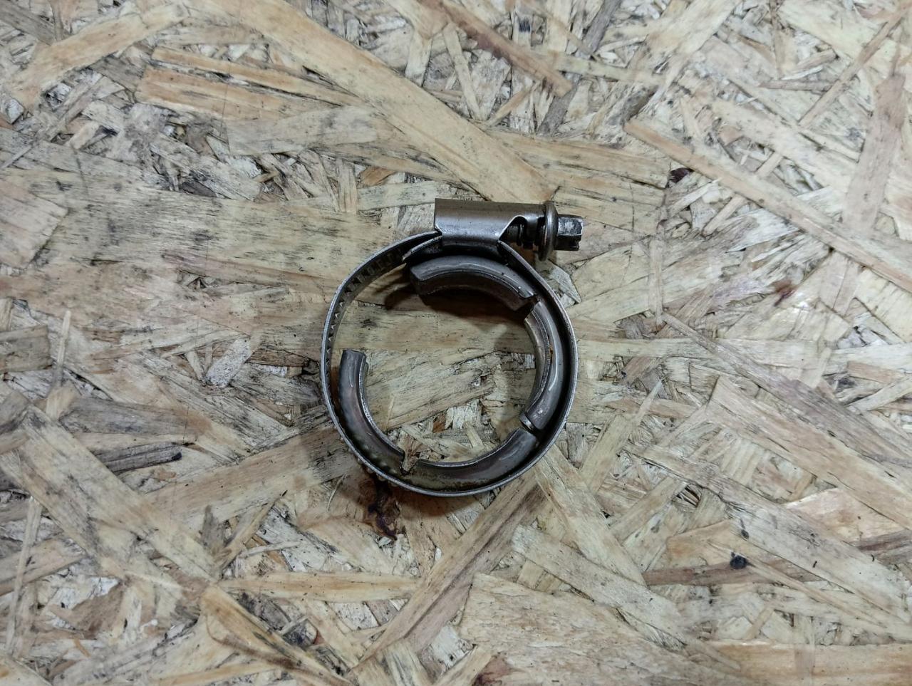 Хомут BMW X5 E70 2008, 3.0 л., дизель, АКПП, серый, внедорожник 5 дв., полный привод, правый руль, 1171786146, 786146, 13531718361, 1718361 - фото №1