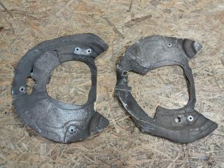 защитный кожух тормозного механизма BMW X5 E70 [рестайлинг] E70 2012, 4.0 л., дизель, АКПП, внедорожник 5 дв., полный привод, правый руль