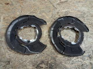 защитный кожух тормозного механизма BMW X5 E70 [рестайлинг] E70 2012, 4.0 л., дизель, АКПП, внедорожник 5 дв., полный привод, правый руль