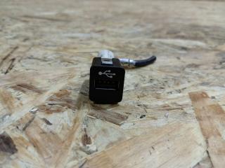 разъем AUX / USB BMW X5 E70 [рестайлинг] E70 2012, 4.0 л., дизель, АКПП, внедорожник 5 дв., полный привод, правый руль, 9237656, 84109237656, 61319167196, 9167196, 61319230112, 9230112