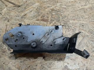 кронштейн (крепление) BMW X5 E70 [рестайлинг] E70 2012, 4.0 л., дизель, АКПП, внедорожник 5 дв., полный привод, правый руль