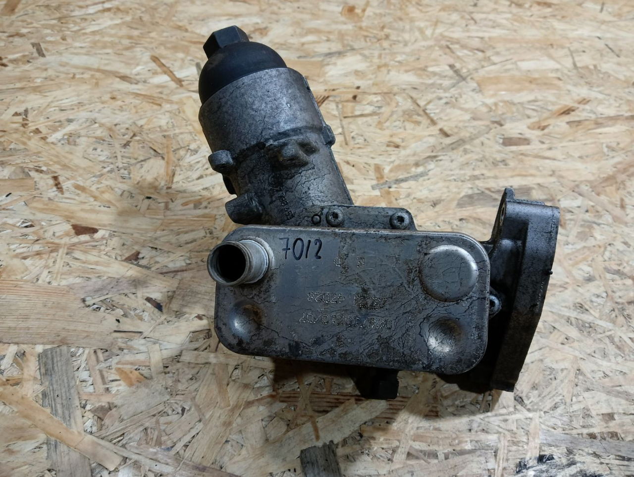 корпус масляного фильтра BMW X5 E70 2007, 3.0 л., M57 306 D3, дизель, АКПП, внедорожник 5 дв., полный привод, правый руль, 7805408, 11427805408, 7788453 - фото №1