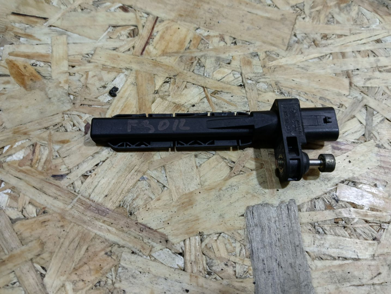 датчик коленвала BMW 3 серия F30/F31/F34 F30 2012, 2.0 л., N47 D20 C, дизель, АКПП, седан, задний привод, правый руль, 7805188, 13627805188 - фото №1